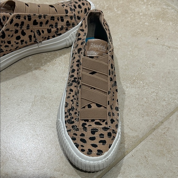 Blowfish Tan Leopard Print Sneakers - Picture 2 of 2